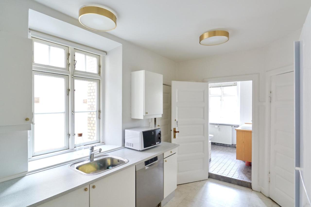 Famous Lakes Apt - City Central Kopenhagen Bagian luar foto